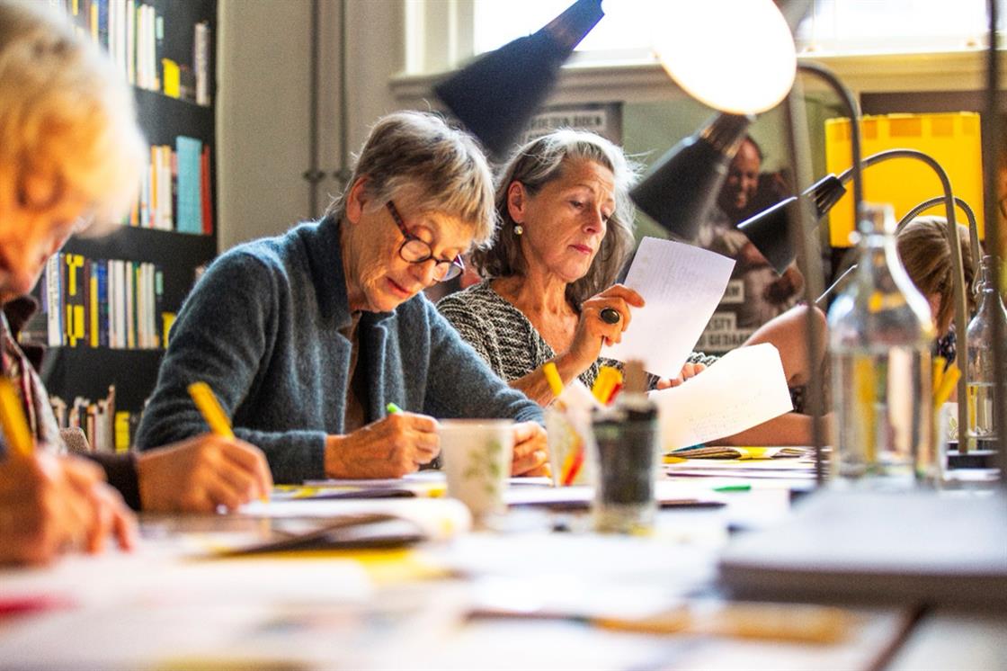 Amnesty schrijfavond in Oost Souburg